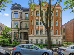 823 W Oakdale Ave APT 2A, Chicago, IL 60657