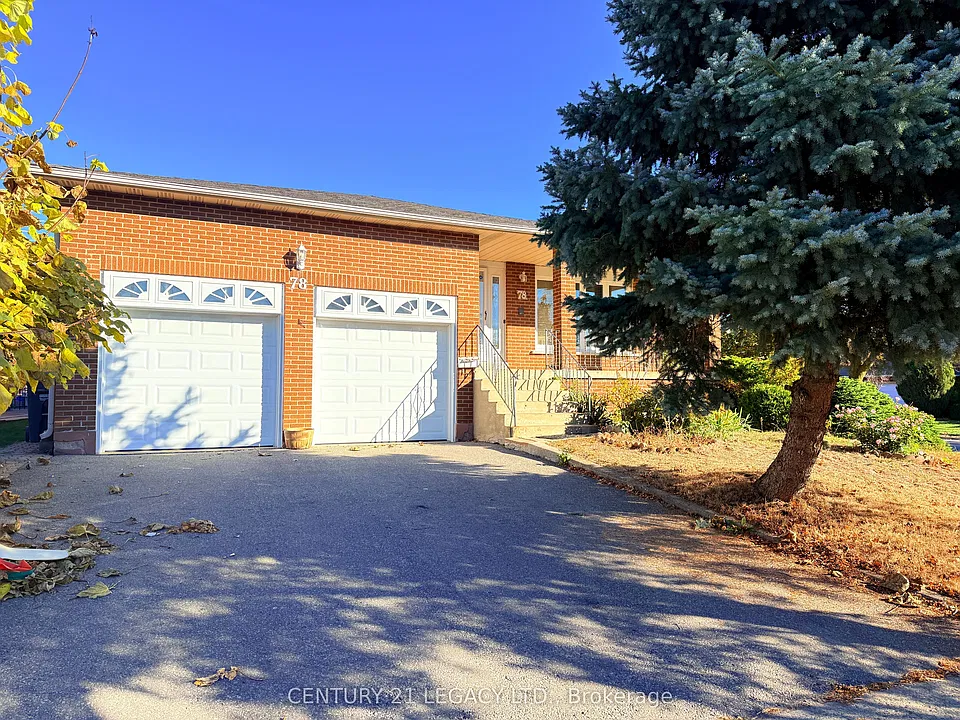 78 Panorama Cres #UPPER