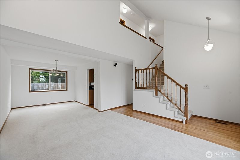 5th image of 19022 102nd Avenue SE