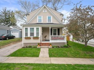 41 Mayfair Rd, Warwick, RI 02888