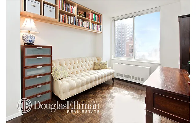 Rented by Douglas Elliman | media 33