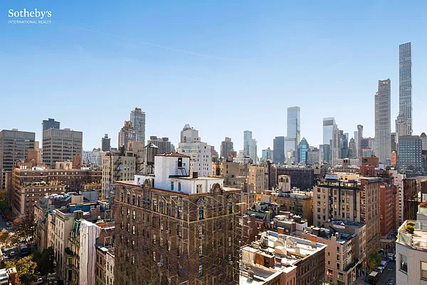 Sold by Sotheby's International Realty | media 23