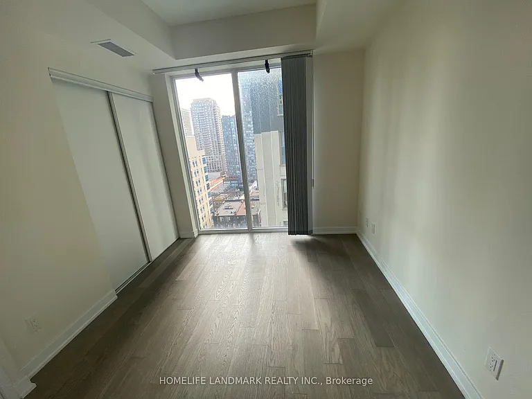 17 Dundonald St #1309 — Photo 7