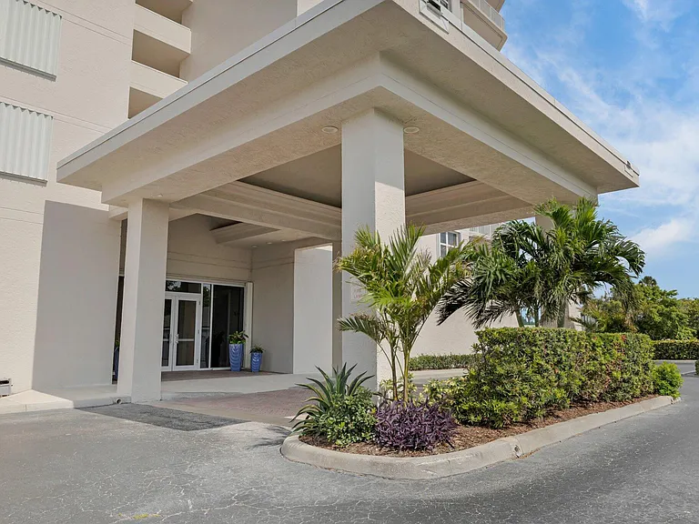 5049 N Highway A1A #1905 — Photo 57
