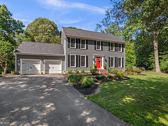 2nd image of 236 Ambleside Dr