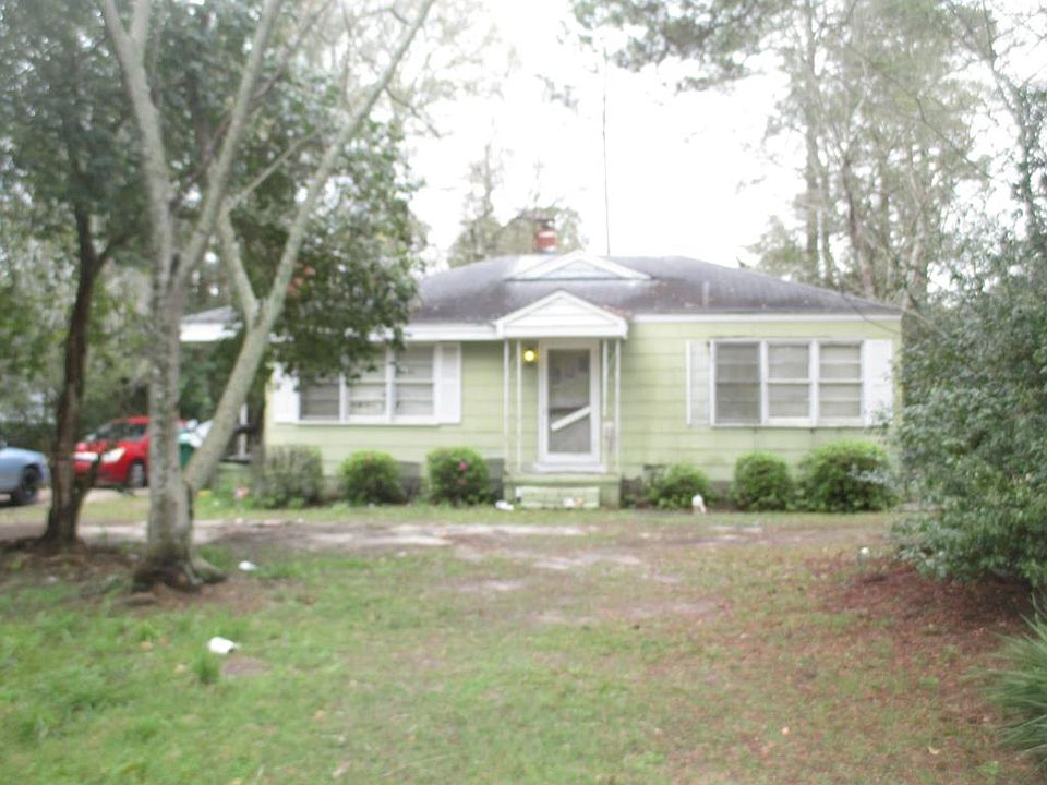 1st image of 326 Canna Dr