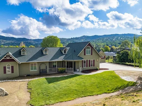 29800 Rollingoak Dr, Tehachapi, CA 93561