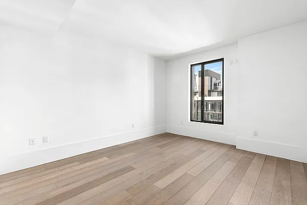 Sold by Compass | media 5