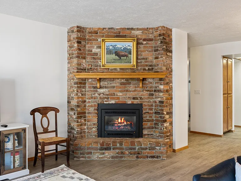 1711 W Koch St — Photo 20