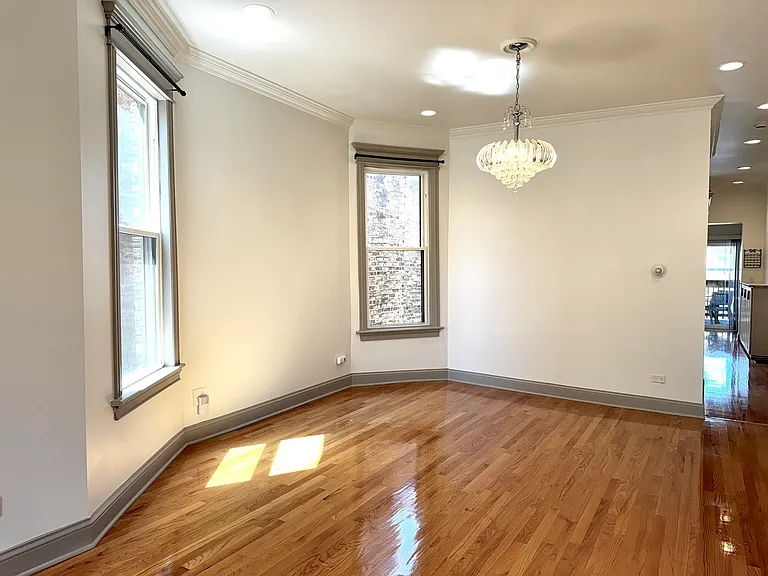 2424 N Mozart St #2 — Photo 10