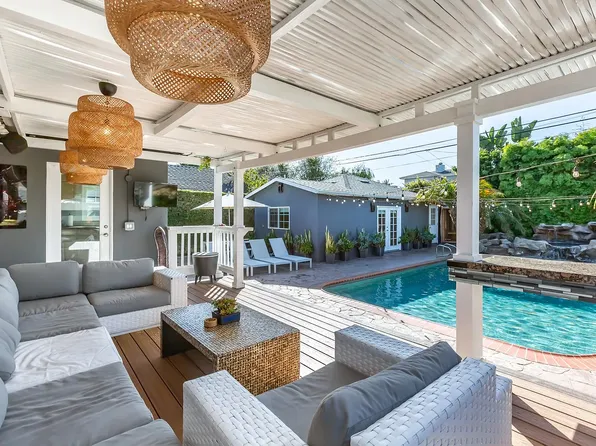 7600 El Manor Ave #1, Los Angeles, CA 90045