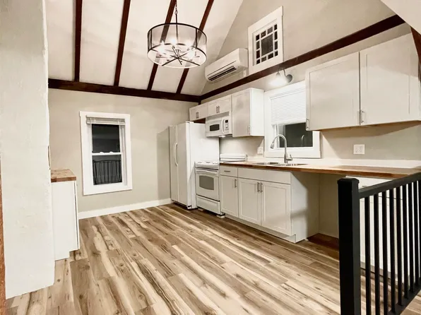 55 River Road, New Boston, NH 03070