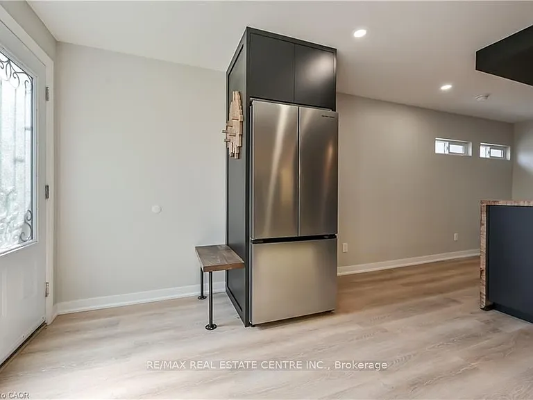 43 Mahony Ave #3 — Photo 7