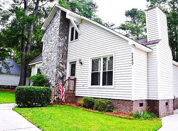 3rd image of 2449 Kathleen Dr