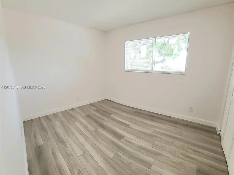 8620 N Sherman Cir #306 — Photo 18