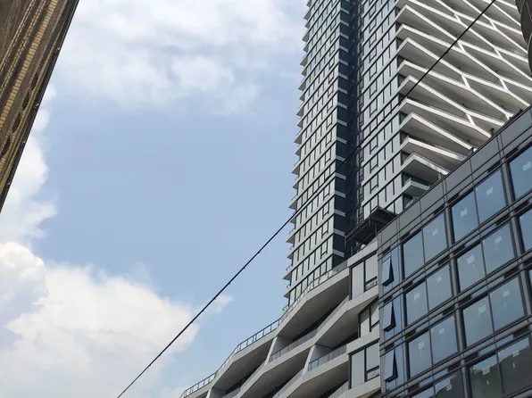 85 Wood St, Toronto, ON