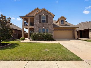725 Lyndhurst Dr, Anna, TX 75409