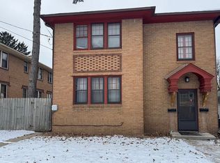 905 18th St, Rockford, IL 61104