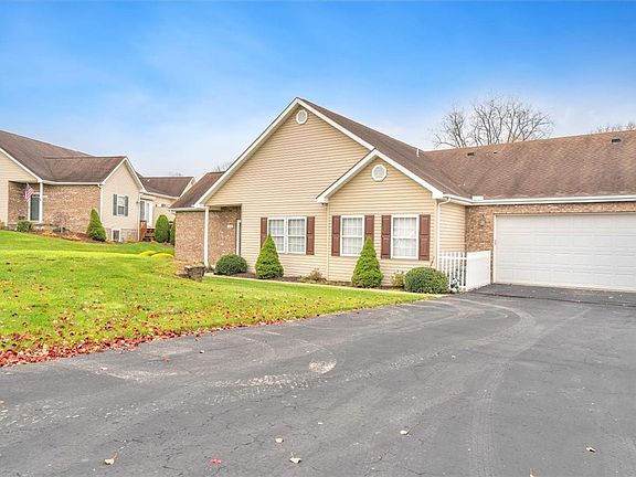 3rd image of 120 Clearwater Dr