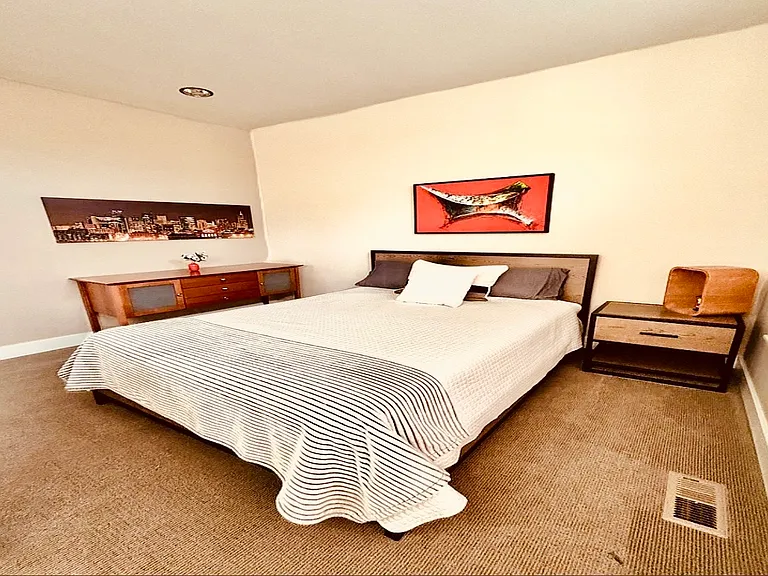 414 N Harrison St — Photo 19