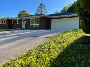 608 Wood Rd, Rockford, IL 61107