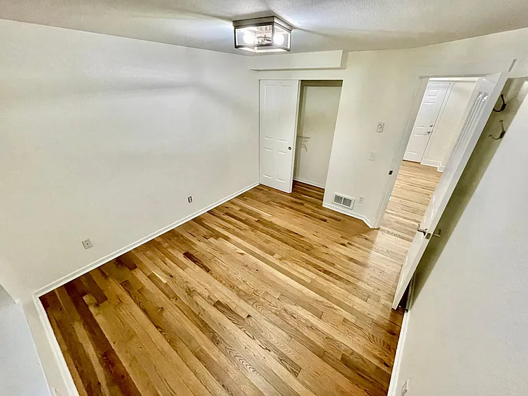 566 Prospect St #109 — Photo 11
