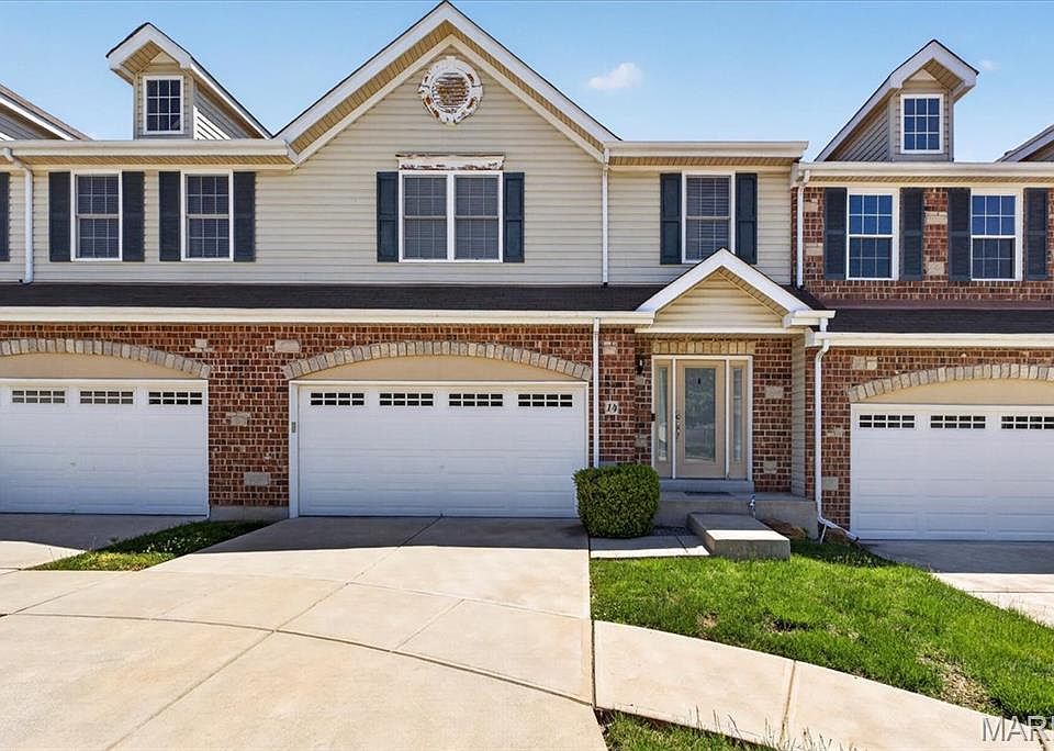 1st image of 14 Loris Ln