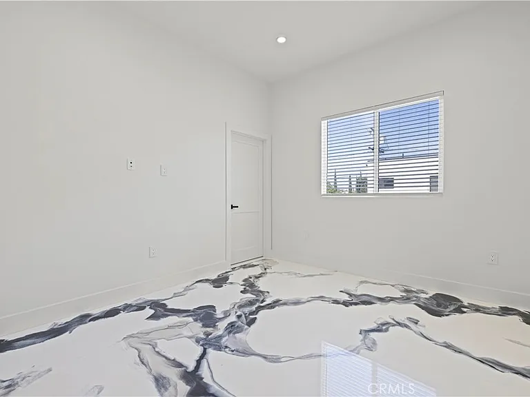 15209 Cohasset — Photo 31