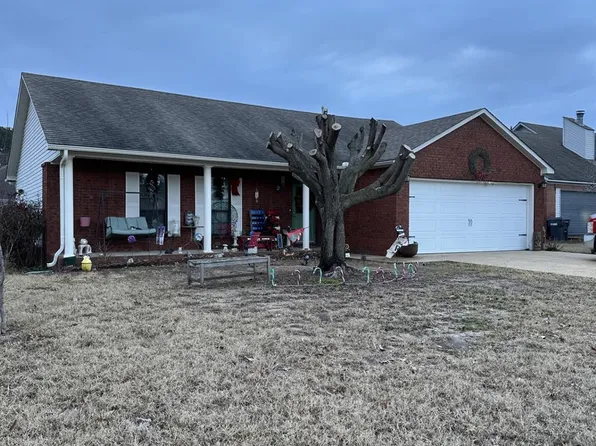 5437 Summer Pl, Jonesboro, AR 72404