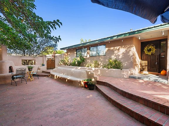 3rd image of 10701 Calle De Celina