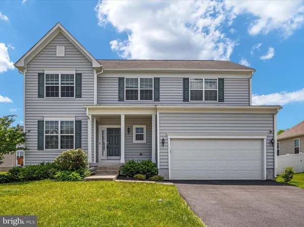 76 Sparkling Brook Rd, Ranson, WV 25438