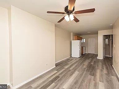 2nd image of 2552 N 25th St Floor 1