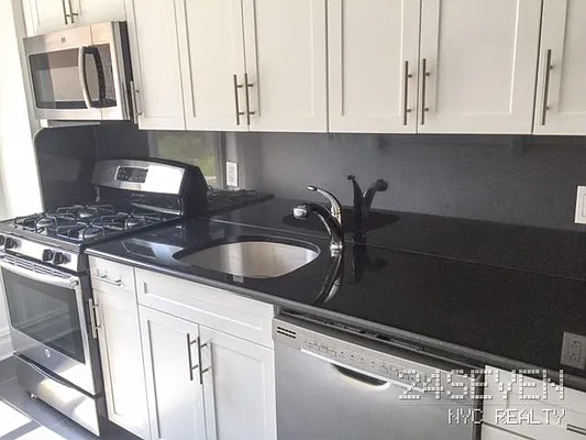 Rented by 24 7 NYC Realty Inc. | media 24