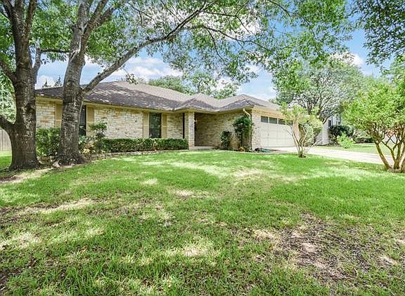 2nd image of 11512 Antigua Dr