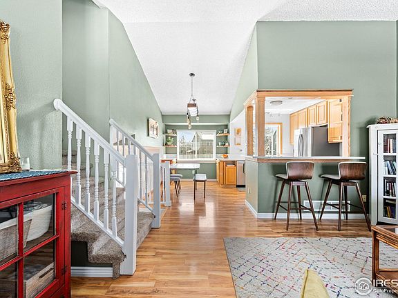 4th image of 215 W Cornwall Ct