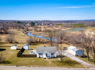 551 Draft Ave, Stuarts Draft, VA 24477