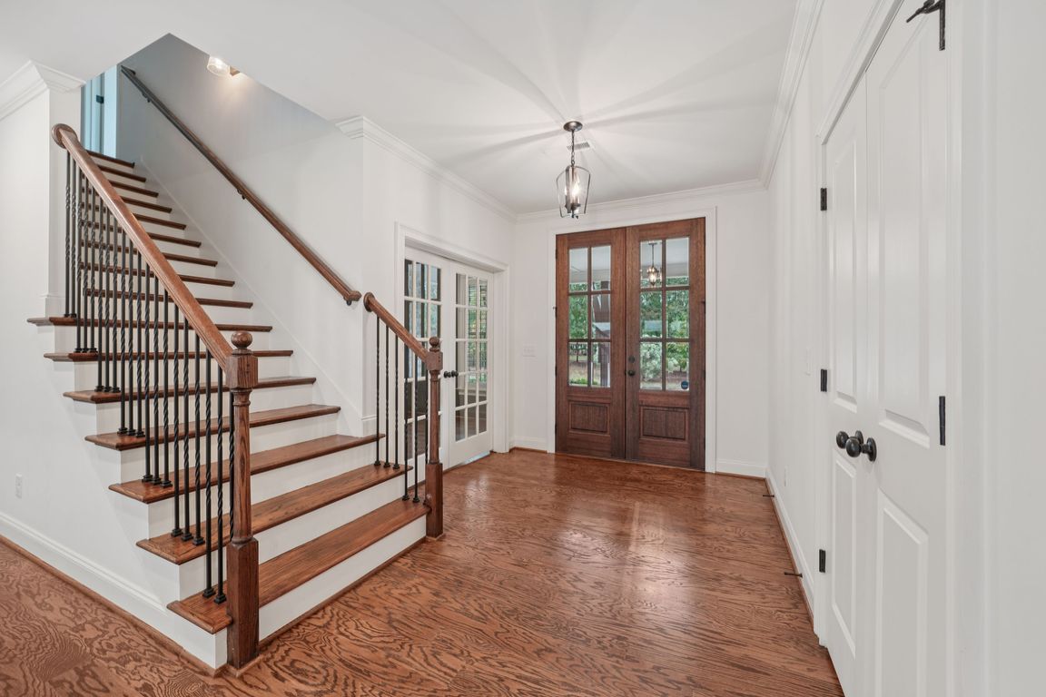 Glendale Cir-S2810-001