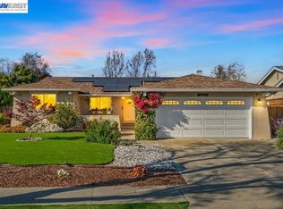 35290 Farnham Dr, Newark, CA 94560