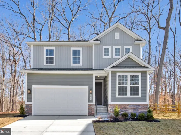 135 Catalpa Dr, North East, MD 21901