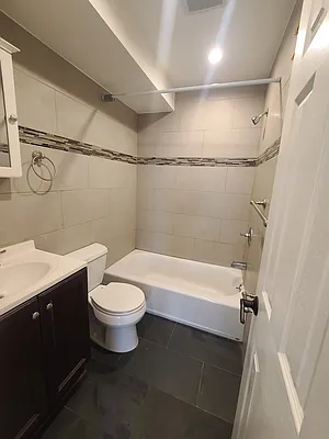 Rented by Redefined Real Estate | media 17