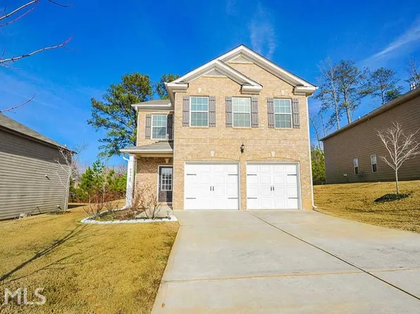 6608 Oak Hill Pass, Fairburn, GA 30213