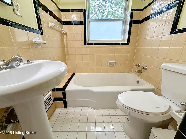 315 Macon Ave #1 — Photo 5