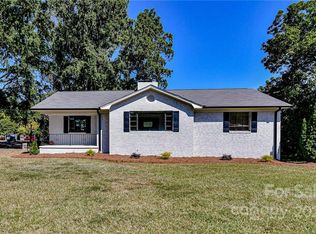 8405 Fairview Rd #106, Charlotte, NC 28227