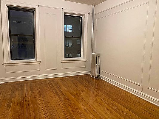 4th image of 300 Reservoir Pl APT 2e