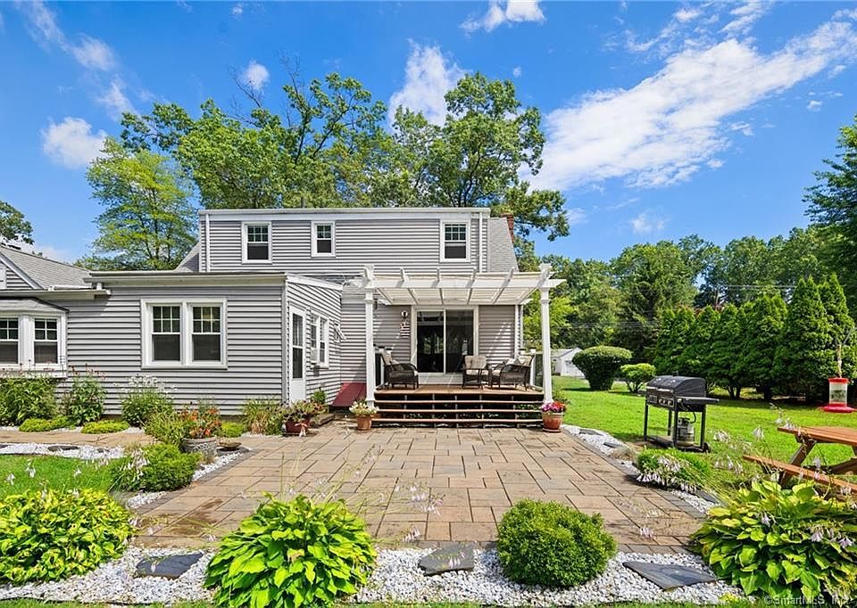 1119 Matianuck Ave, Windsor, CT 06095 MLS 170577109 Zillow