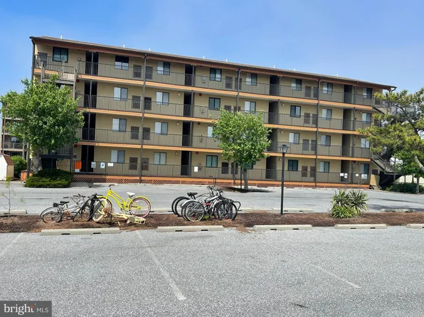 203 33rd St Unit 303, Ocean City, MD 21842