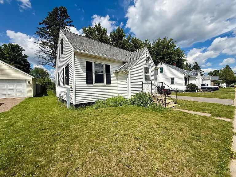 1314 W Thomas St — Photo 23