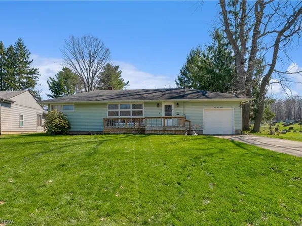 193 Fox St, Hubbard, OH 44425