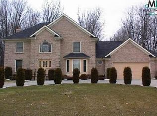 841 E Wattles Rd, Troy, MI 48098