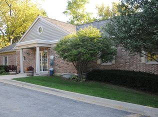 1101 W. Park Avenue, Libertyville, IL 60048